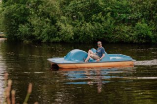 hauseigenes Tretboot, für eine entspannte Zeit - auf dem Wasser